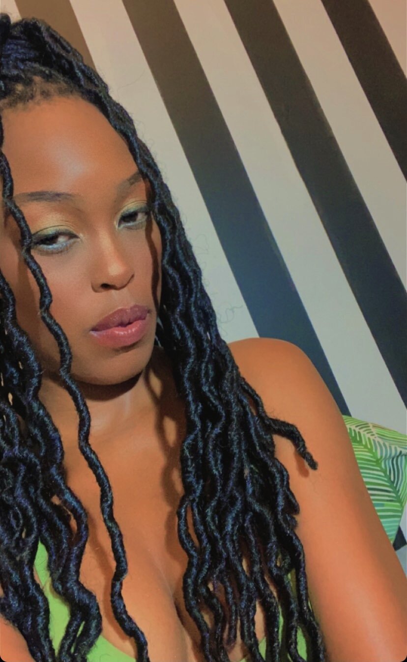 melaninGODDESS4's Live Chat Room