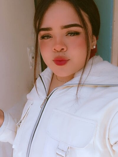 JESSICA_YONCE