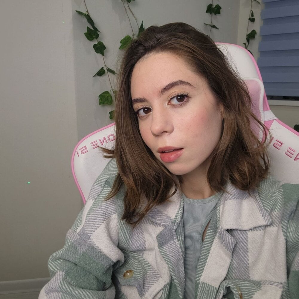 Allie_HazieのオフラインXXXチャット