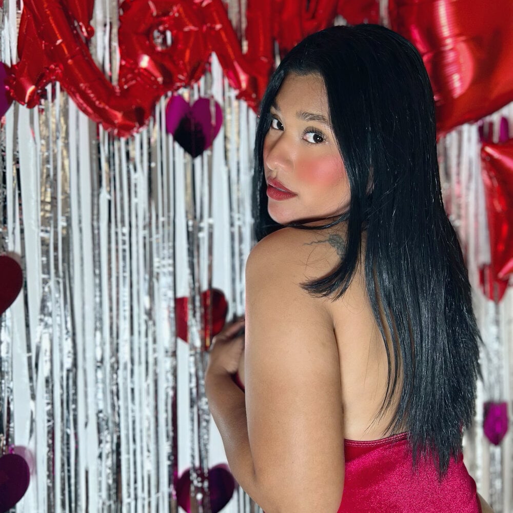 grace_tom live cam model at StripChat