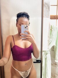 msloise's webcam live show