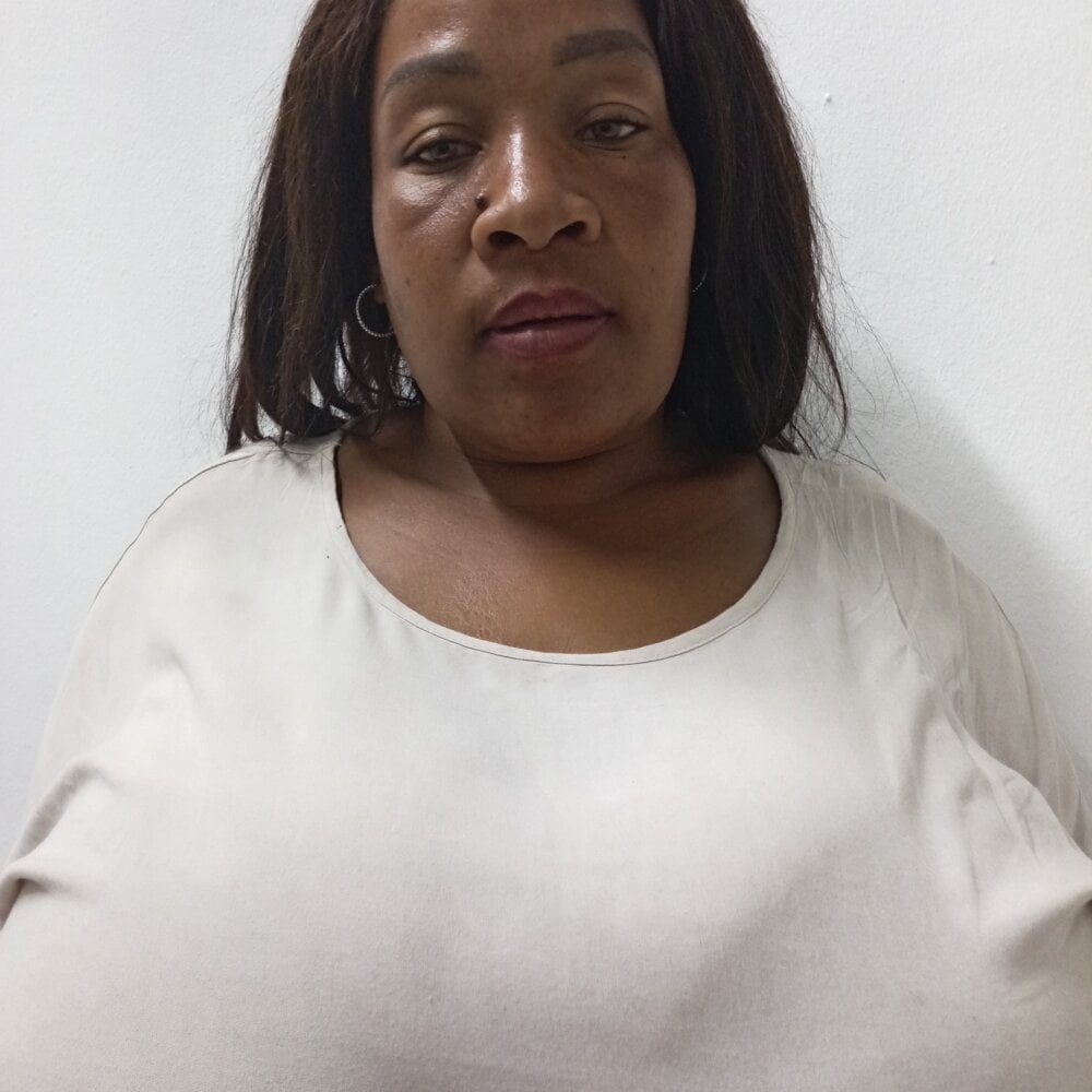 sexcam-girls.com beautifulbustysa livesex profile in large-tits cams