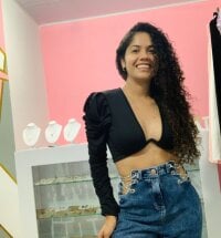 chelseapittman's Offline Chat Room
