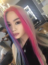 Awesome_Blossom's Offline Chat Room