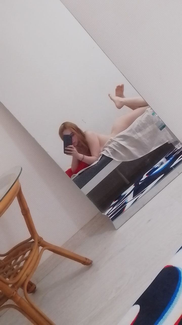 EmiliaMangoo_