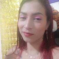 Vickyyplay's Offline Chat Room