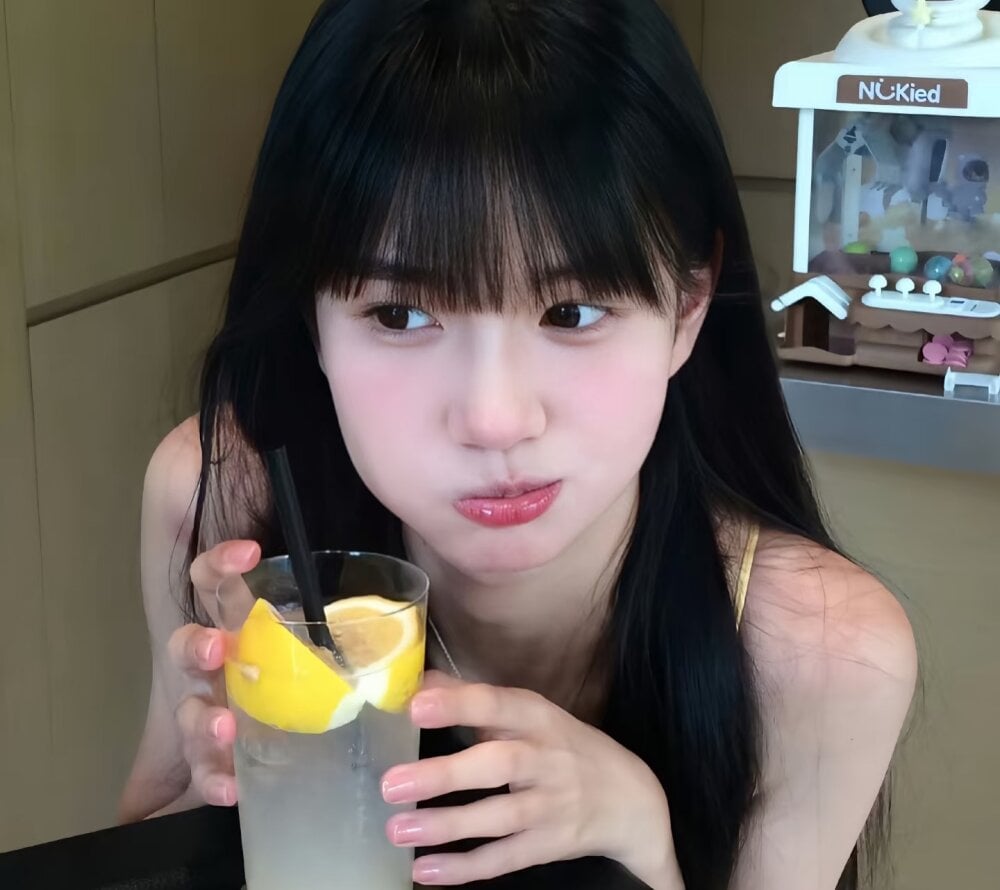 Lesserpanda-88's Offline XXX Chat
