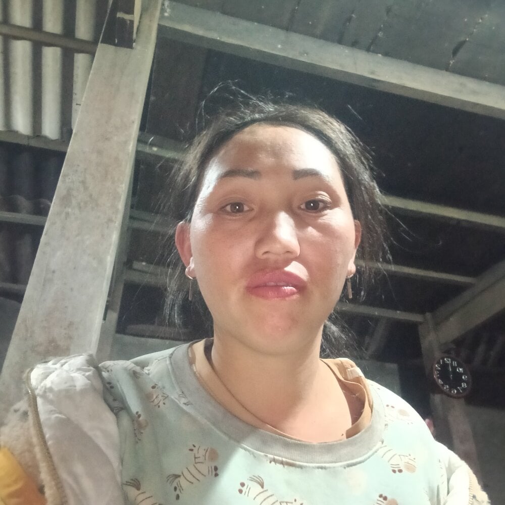 hot-luna- webcam livesex profile in vietnamese cams