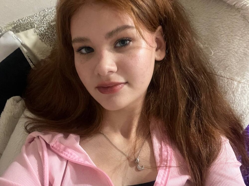 sexcam3d.net yettacalabria livesex profile in bisexual cams