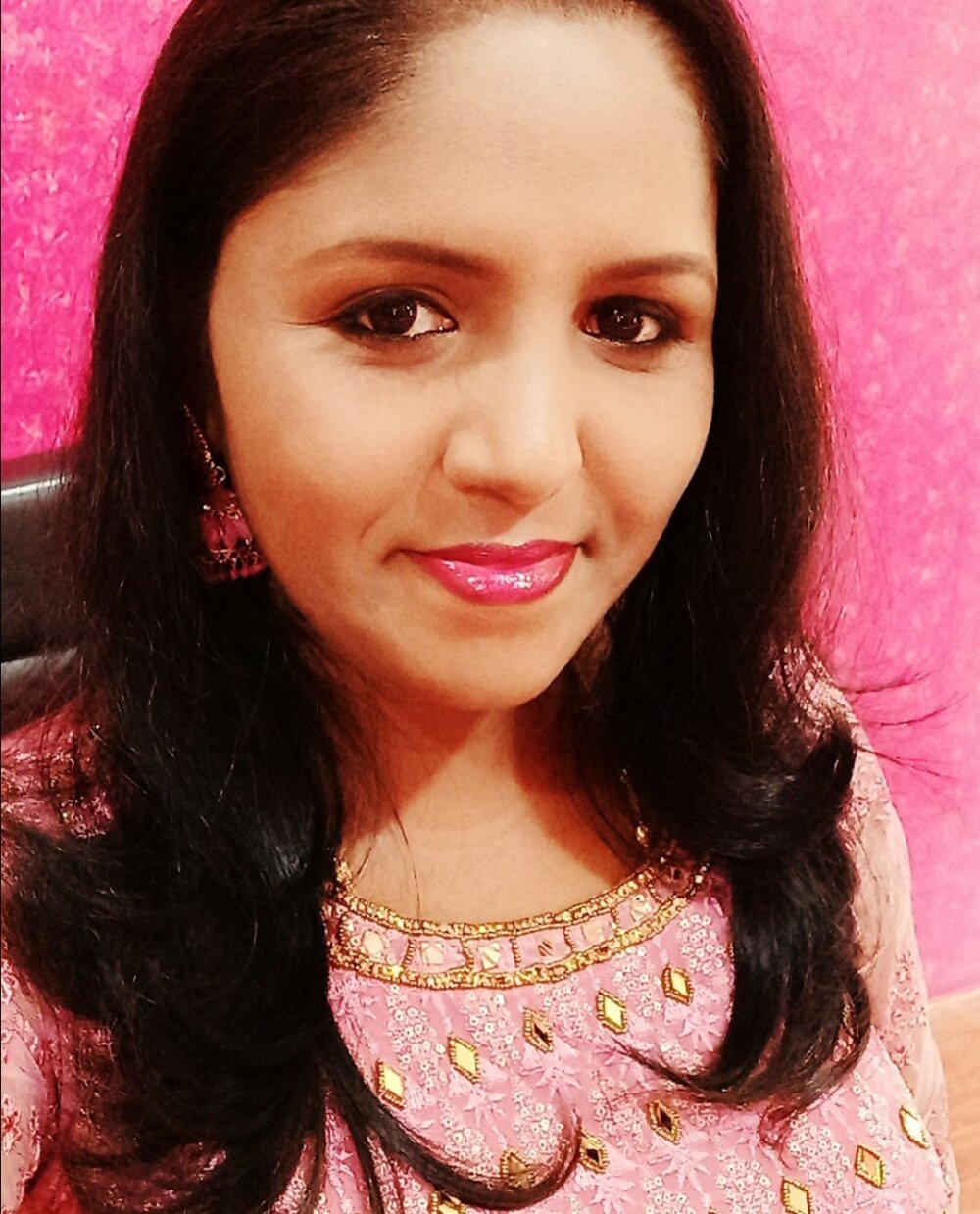 lucky2364 Adlı Modelin Çevrimdışı XXX Sohbeti