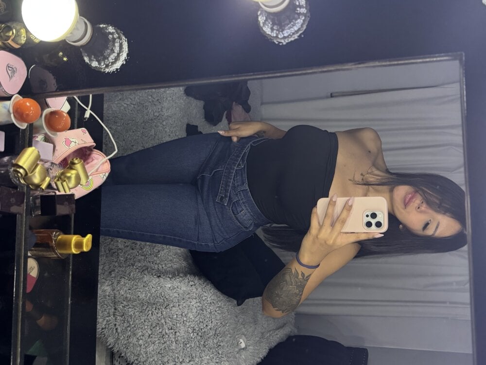 alexxxiamorocha webcam livesex profile in small-town-usa cams