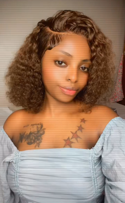 Sasha-smiles Live Cam on StripChat