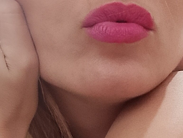 Luanaa_'s Live XXX Chat