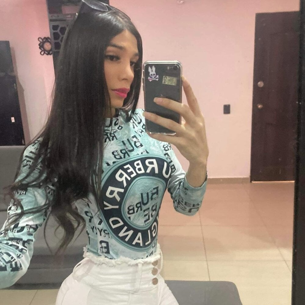 taniawonder from stripchat