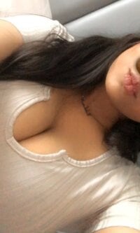 Sexyindia9's Offline Chat Room