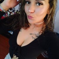 Ema_brown_ offline chatrum