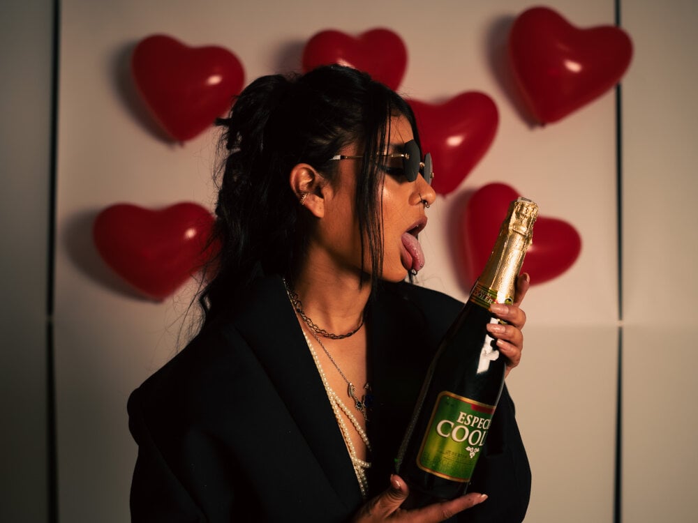 Yourwishisme_val profile