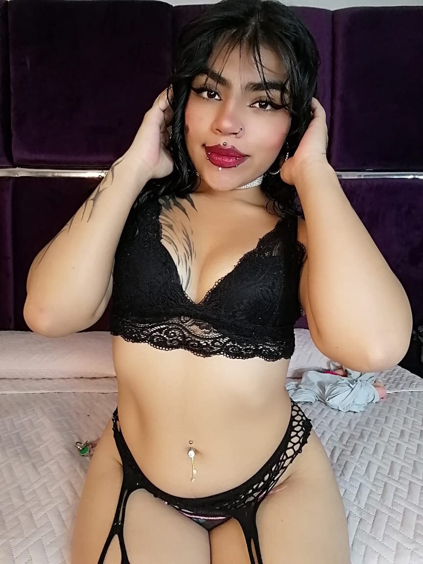 amelia_hilton