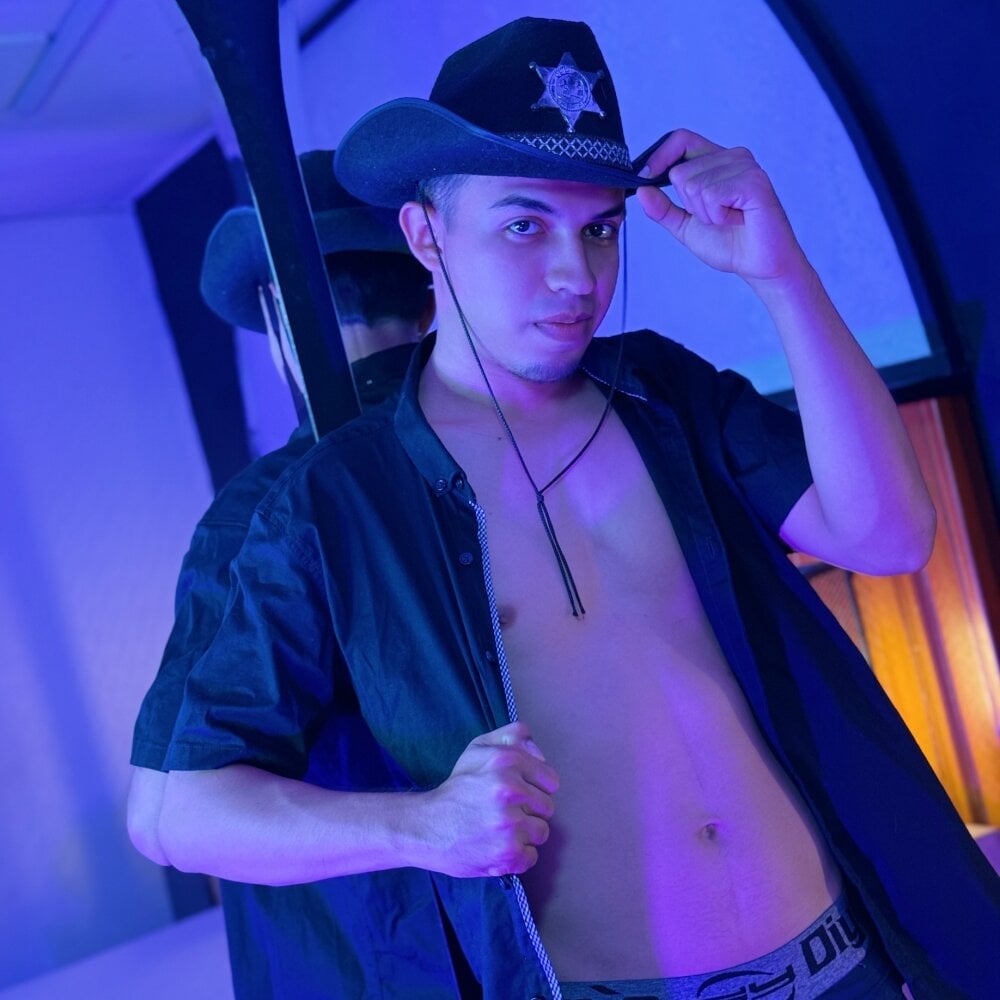 diego_stone from stripchat