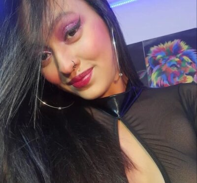 Jordana_atela