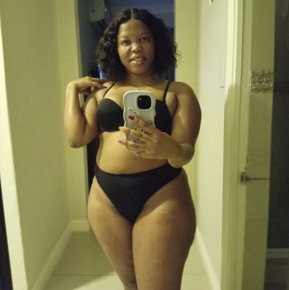 stripchat __juicyass_ webcam profile pic via sexlivecamsites.com