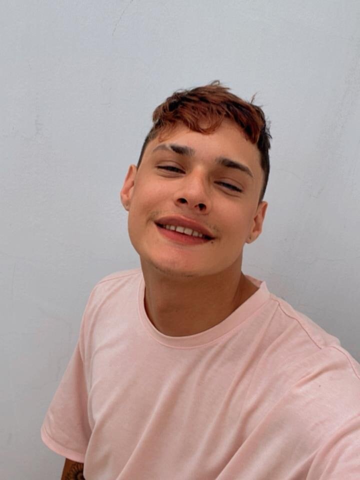 el_flaquito_'s Offline Chat Room
