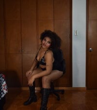 Isi | Stripchat