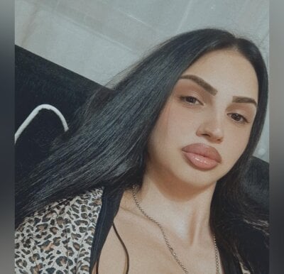 JessicaRilley Female Twerkwhite Strip Webcam
