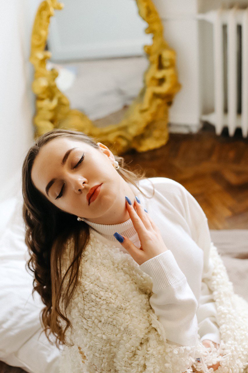 EllieGirlKiss
