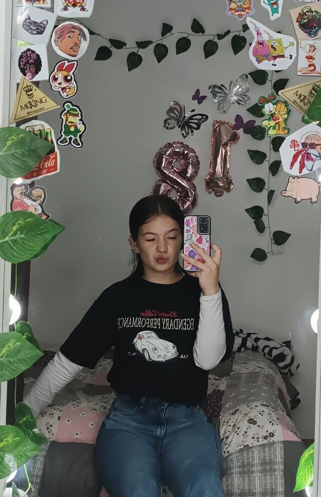 lilimini032's chat room