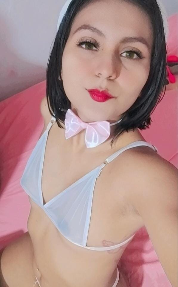 Live sex webcam photo for Ely_horny #282950642