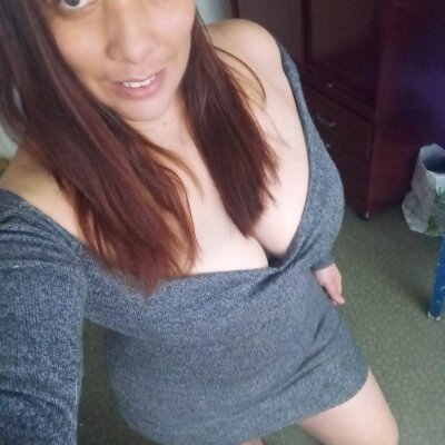 Liz_Tones 👢 free live chat