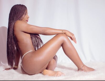 beautiful_brunette_xxx Avatar