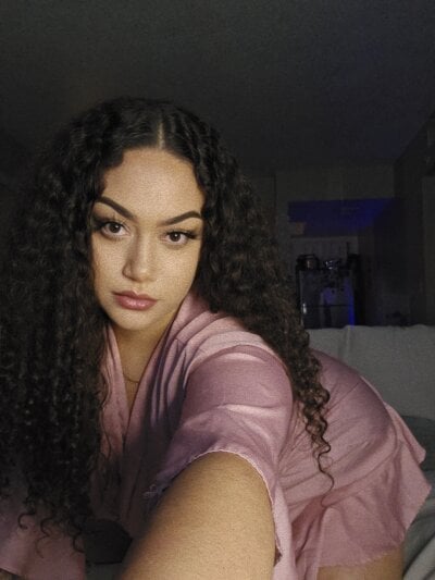 Honeeyyy_pot - Stripchat Blowjob Cam2cam Deepthroat Girl 