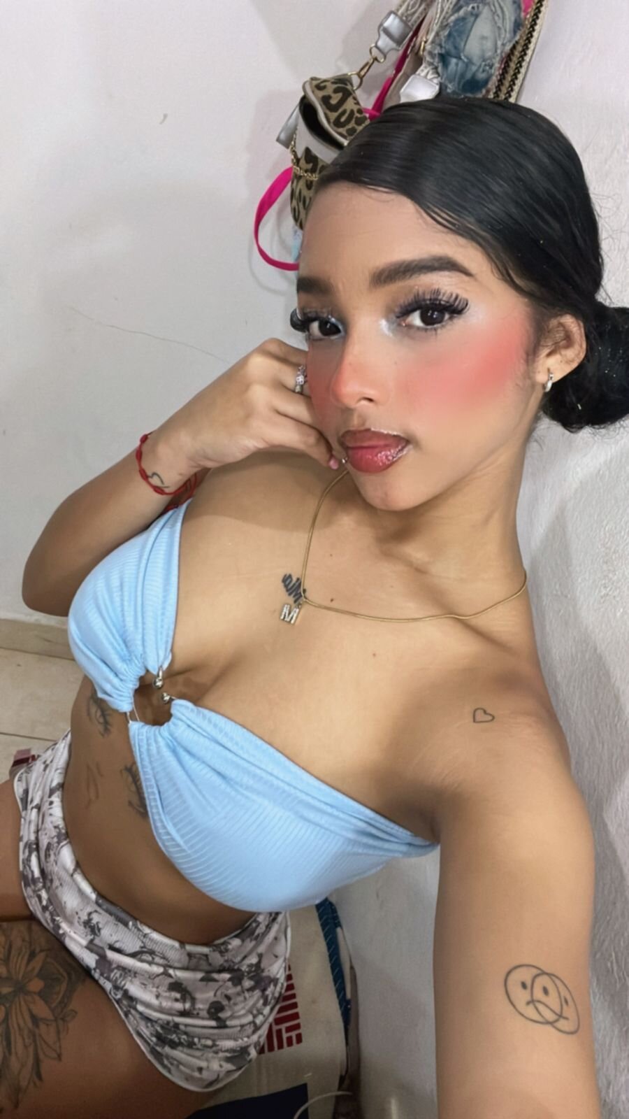 thesupergirls_