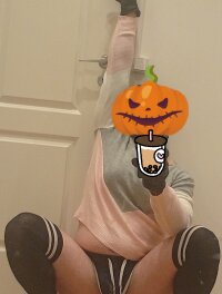 DarkPetterDildoLovers97's Offline Chat Room