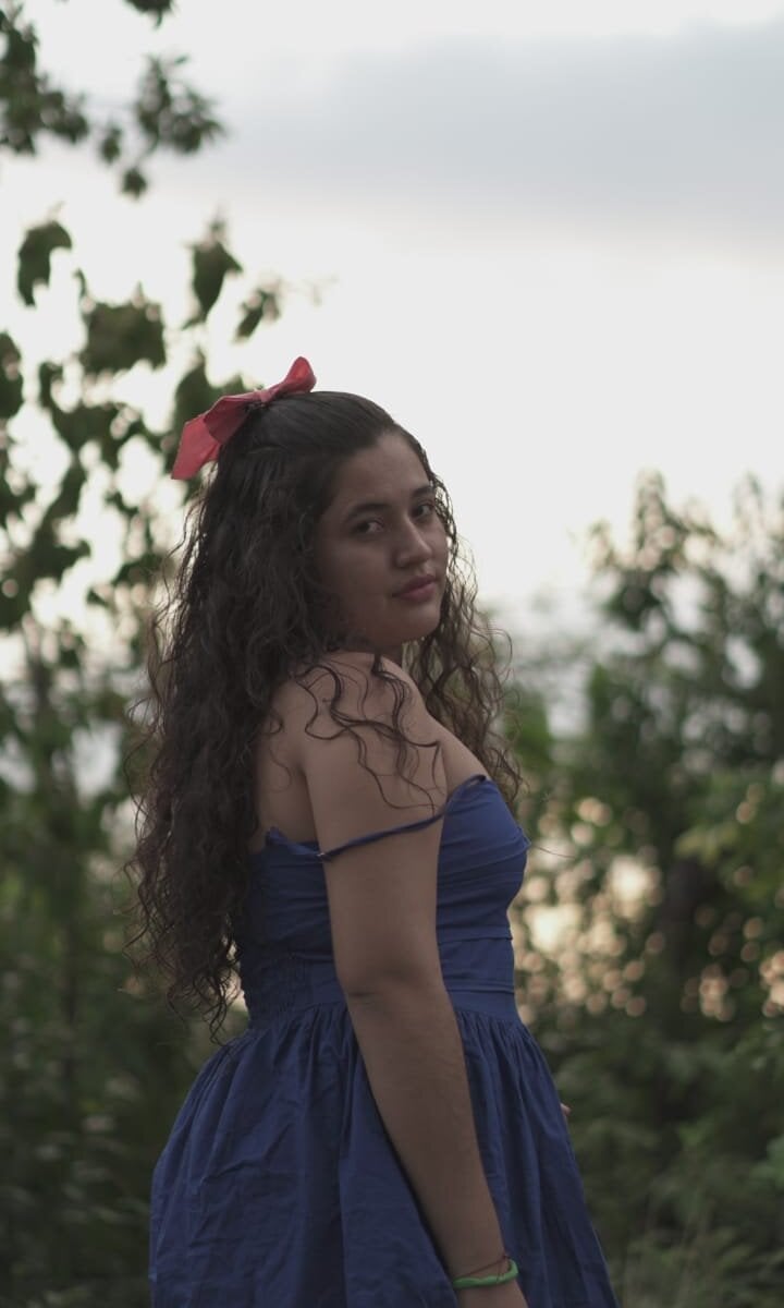 lunita_hot18xxx profile