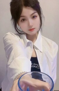 tiankongyun01's Offline XXX Chat
