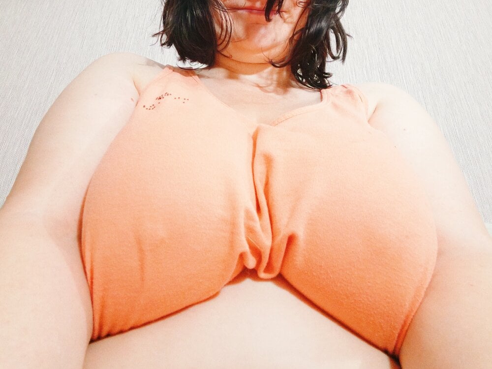 NinaHotChery