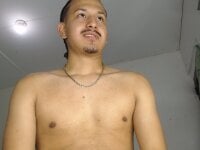 madaracock21's webcam live show