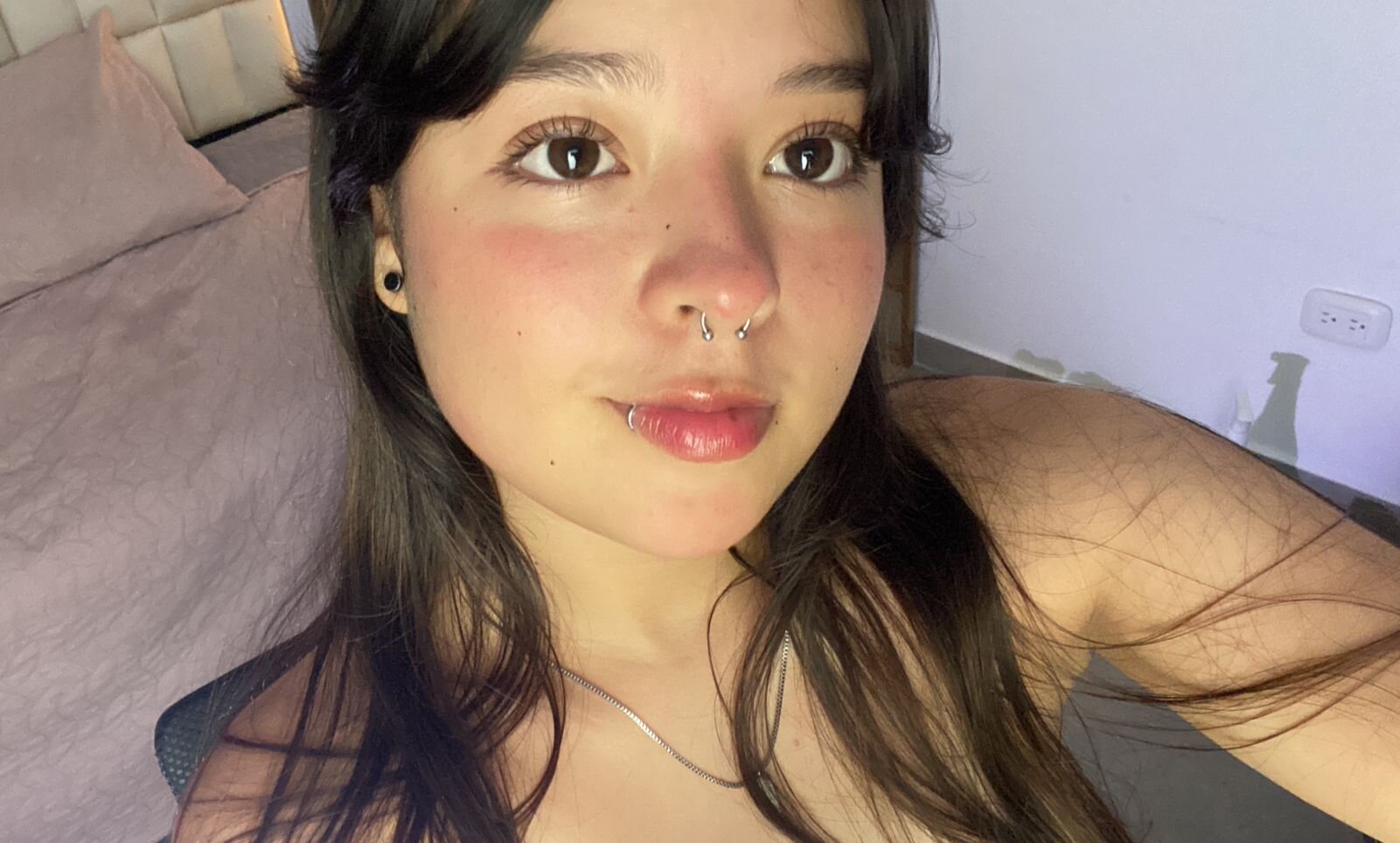 violet_jhonns_