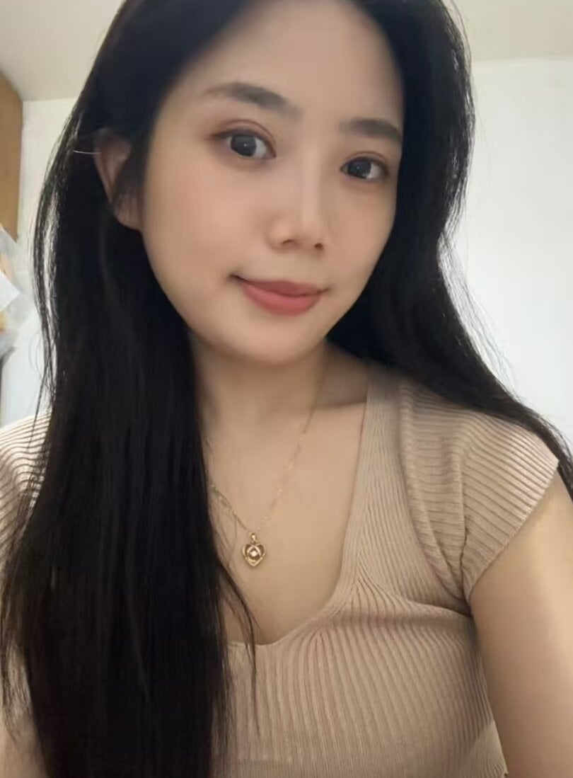 stripchat jinjin126 webcam profile pic via xxx-topcamgirls.com