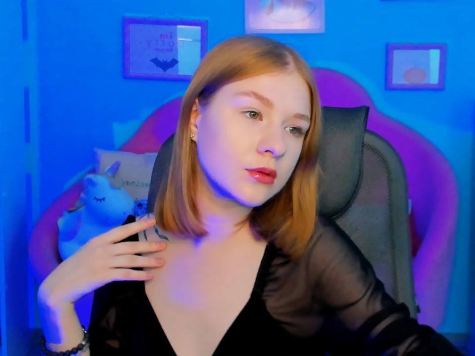 _cutieMolly 😑 nude webcam chat