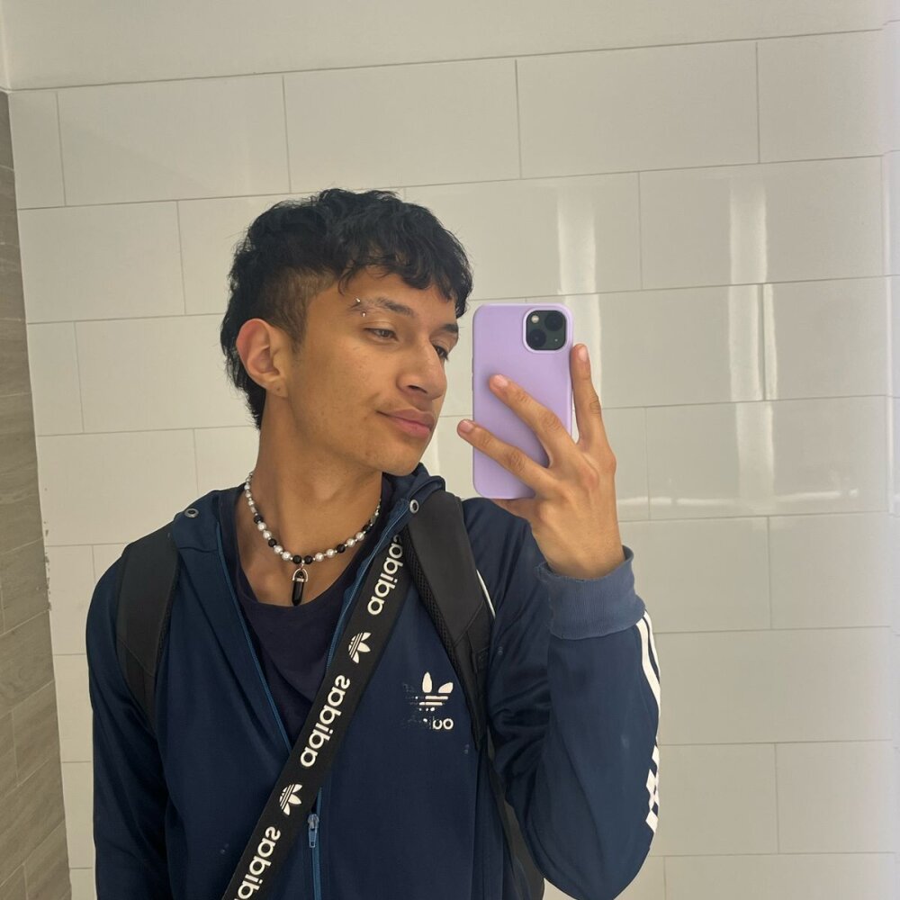 Julian_foxx profile