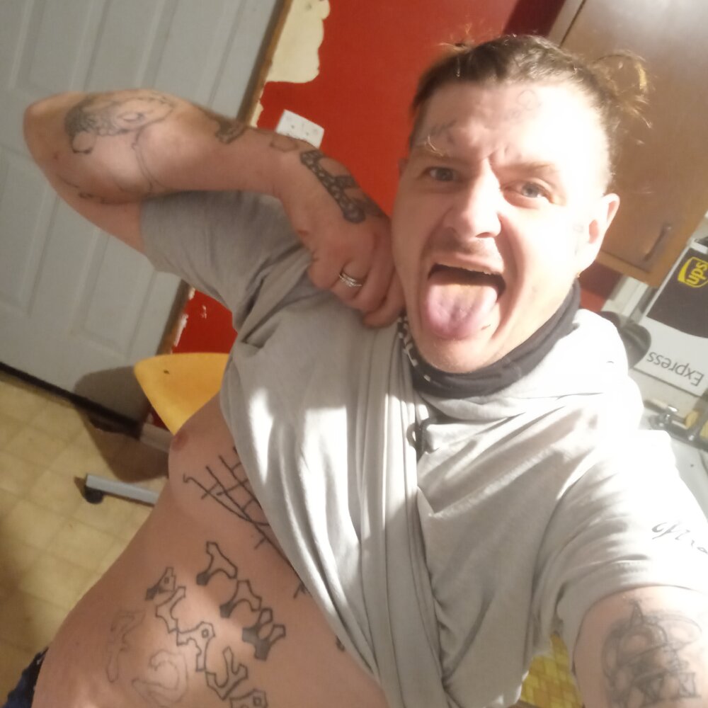 nkp23cm's Offline XXX Chat