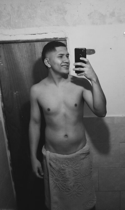 HOT-_-ESTEBAN Avatar