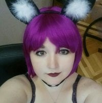 Carrie_Rich's Offline Chat Room
