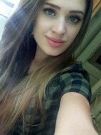 Gold_Anais offline chatrum