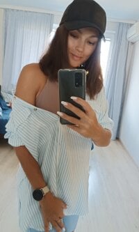 MorganZoe's Offline Chat Room