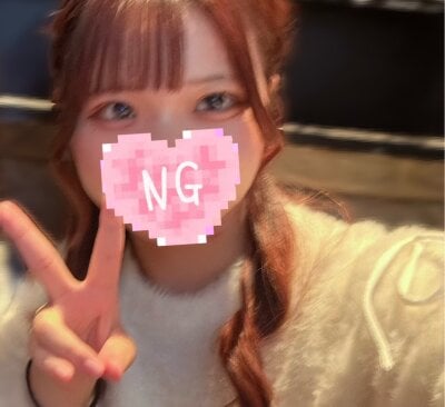 pomu_chan on StripChat